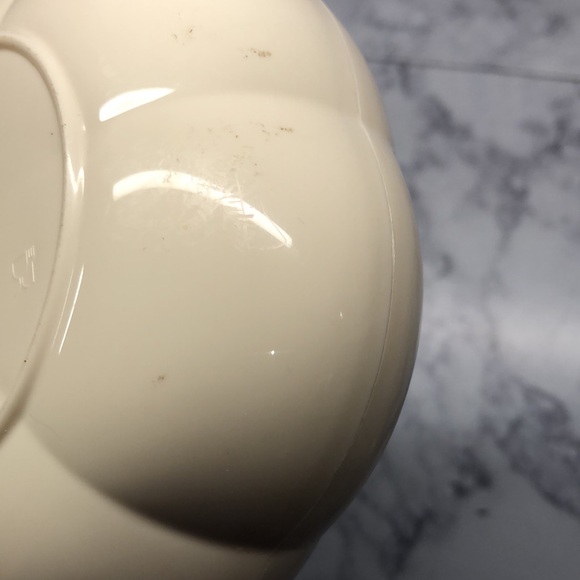 Tupperware Garlic Keeper - Picture 5 of 5